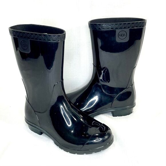 Ugg Rain Boot Black Shiny Size 2 - Picture 1 of 9